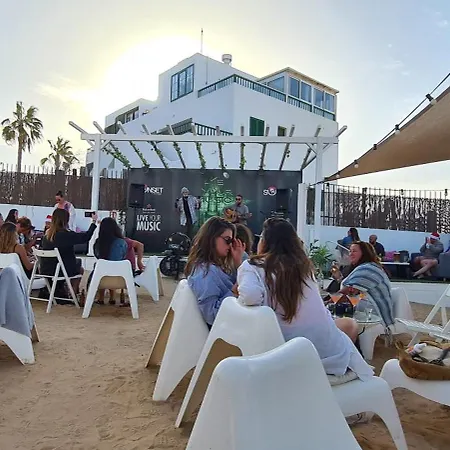 Villa Sunset 4 Bedroom 200m To Beach+fast Wifi Corralejo