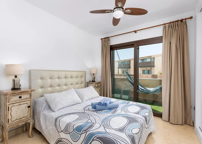 Sunset 4 Bedroom 200m To Beach+fast Wifi