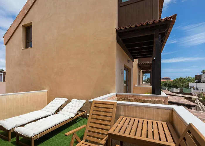 Sunset 4 Bedroom 200m To Beach+fast Wifi Vila *