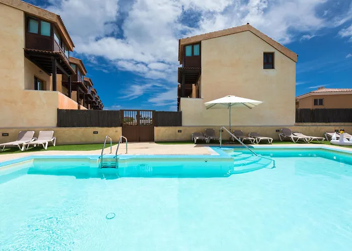 Sunset 4 Bedroom 200m To Beach+fast Wifi *