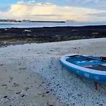 Sunset 4 Bedroom 200m To Beach+fast Wifi Villa