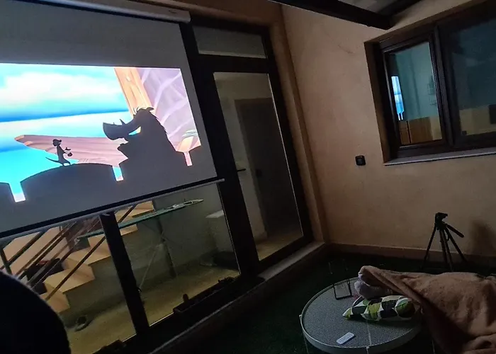 Willa Sunset 4 Bedroom 200m To Beach+fast Wifi