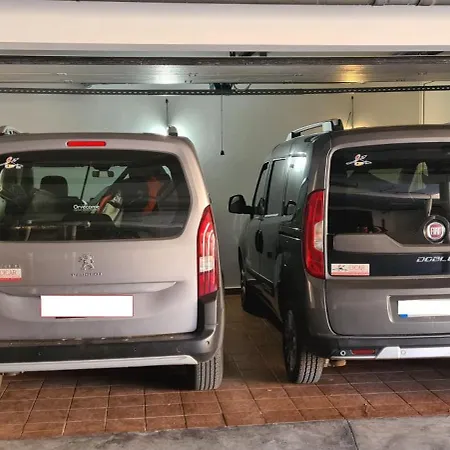 Sunset 4 Bedroom 200m To Beach+fast Wifi קורלחו