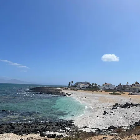 Sunset 4 Bedroom 200m To Beach+fast Wifi